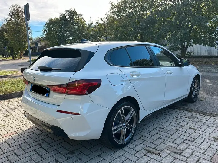 BMW 1 Series 2024 photo 4
