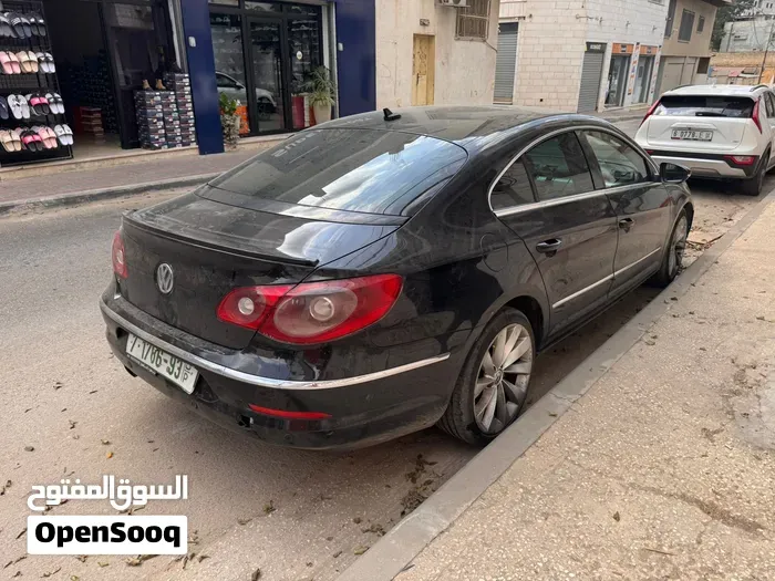 Volkswagen Passat 2011 photo 2