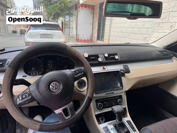 Volkswagen Passat 2011 photo 3