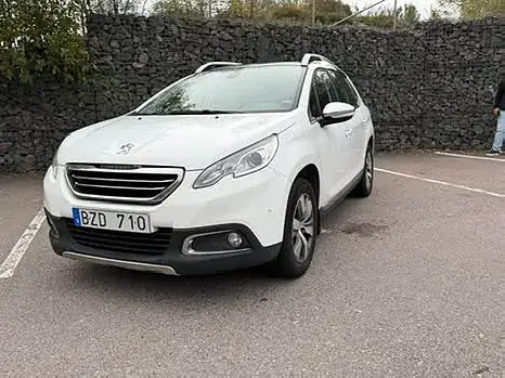 Peugeot 2008 2013 photo 2