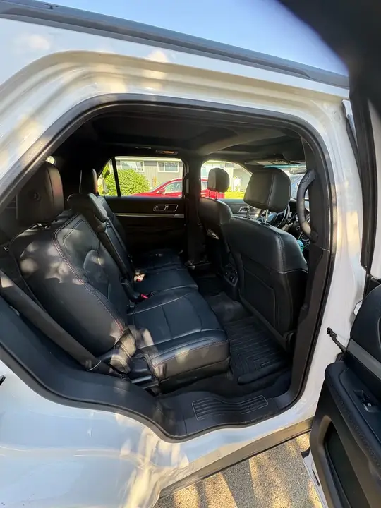 Ford Explorer 2016 photo 4