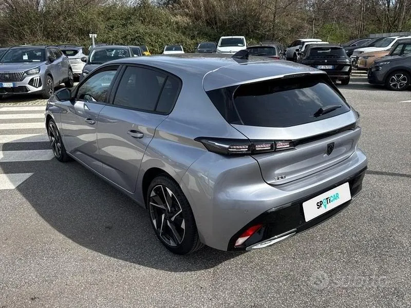 Peugeot 308 2022 photo 3
