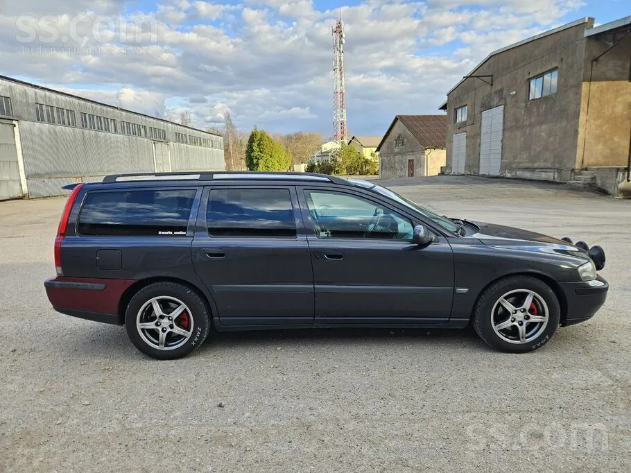 Volvo V70 2000 photo 3