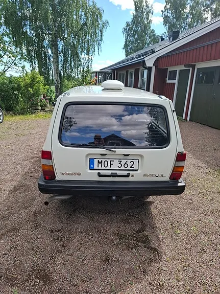 Volvo 240 1988 photo 2