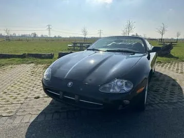 Jaguar Xk8