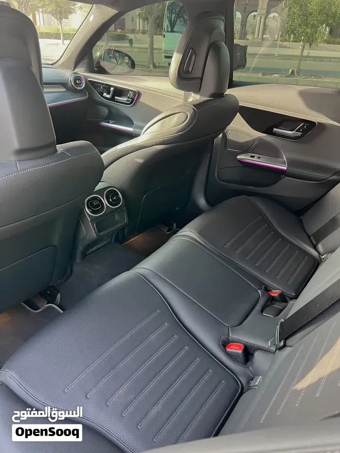 Mercedes-Benz C-Class 2023 photo 3