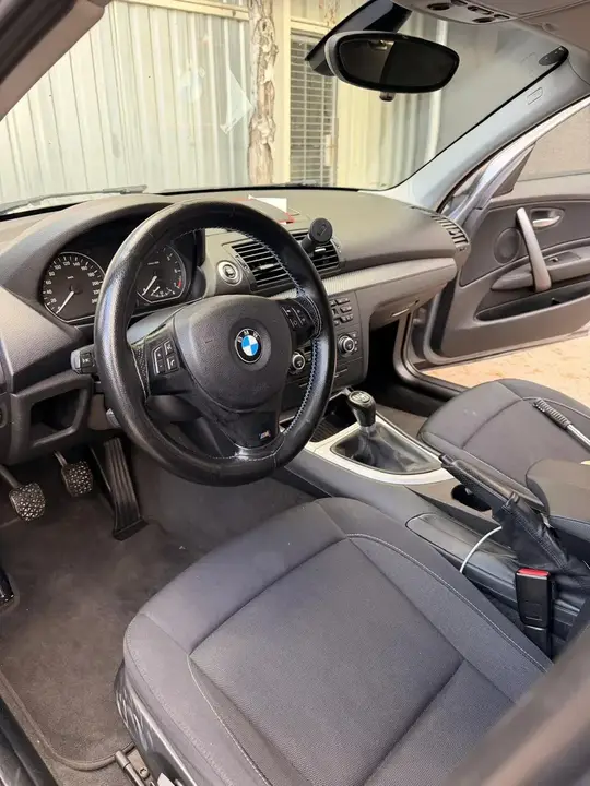 BMW 1 Series 2008 photo 3