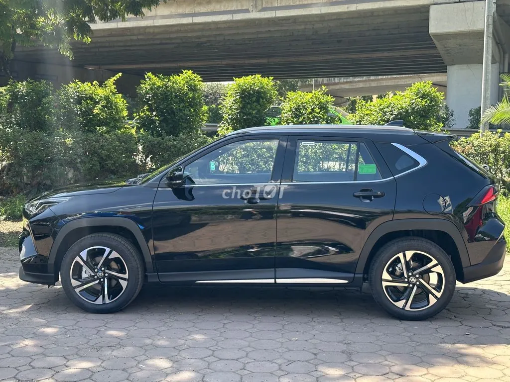 Toyota Yaris Cross 2026 photo 2