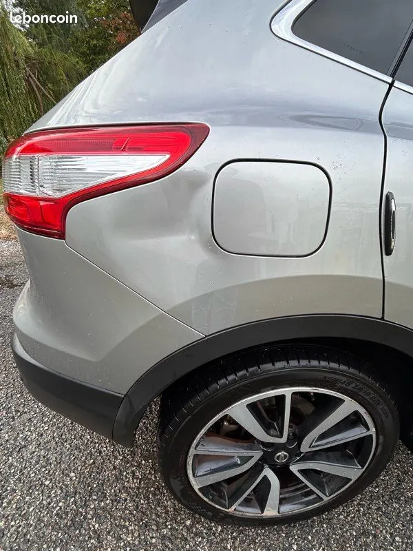 Nissan Qashqai 2015 photo 2