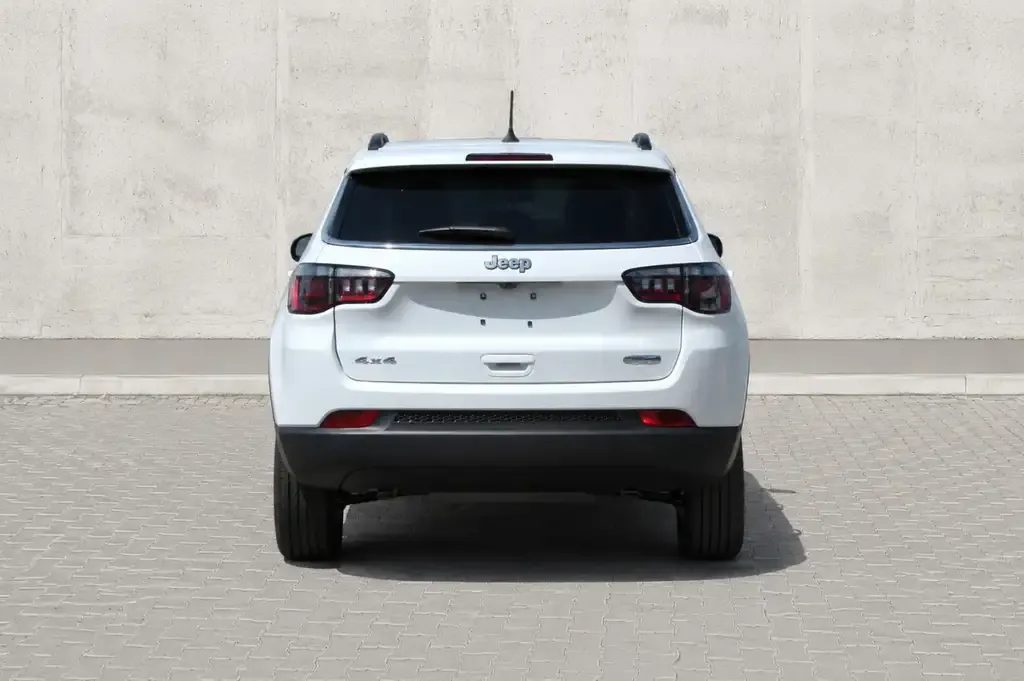 Jeep Compass 2026 photo 5