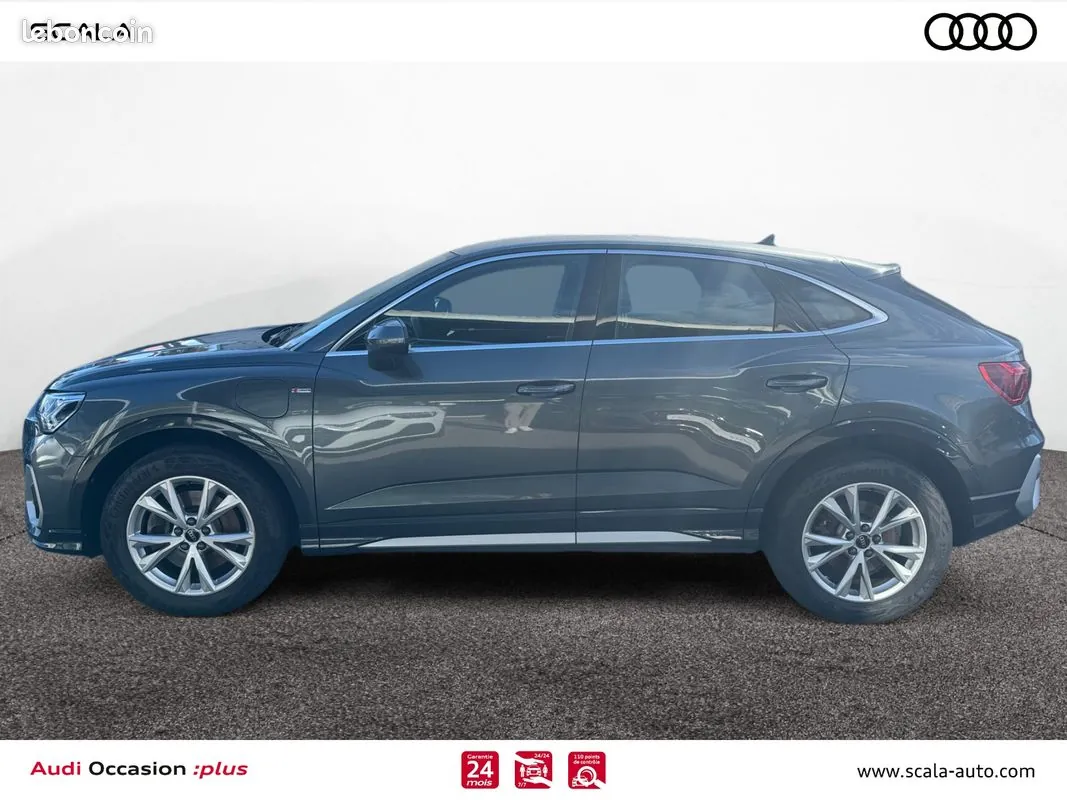 Audi Q3 2023 photo 2