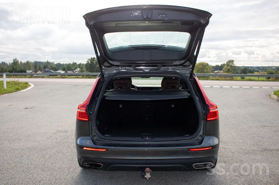Volvo V60 2020 photo 5
