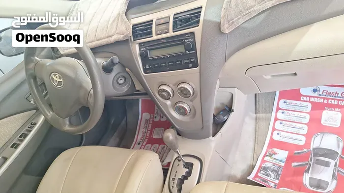 Toyota Yaris 2010 photo 4