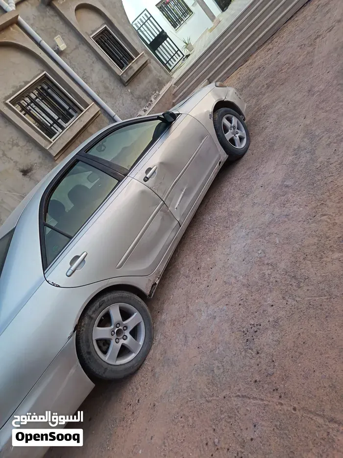 Toyota Camry 2004 photo 2