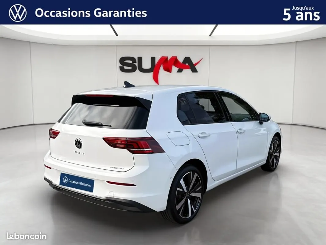 Volkswagen Golf 2025 photo 5