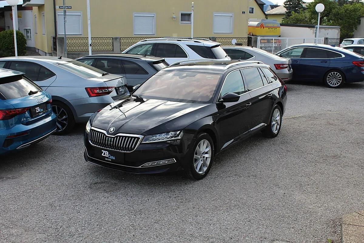 Skoda Superb 2021 photo 2