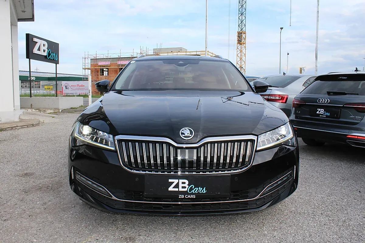 Skoda Superb 2021 photo 3