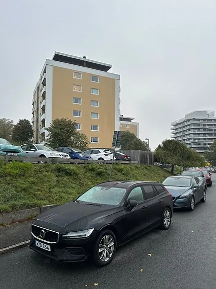 Volvo V60 2019 photo 2