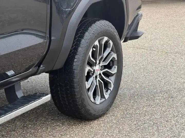 GMC Canyon 2023 photo 5