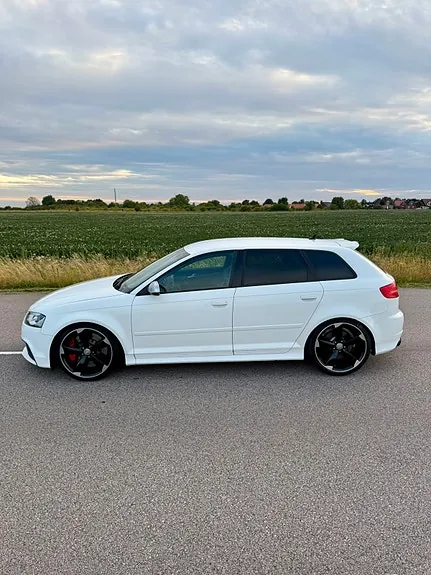 Audi Rs3 2012 photo 3