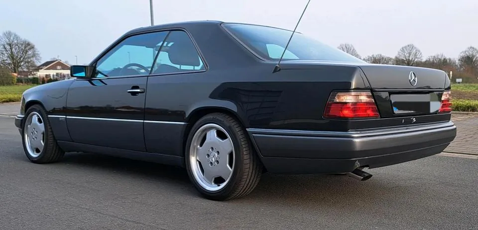 Mercedes-Benz 220 Ce