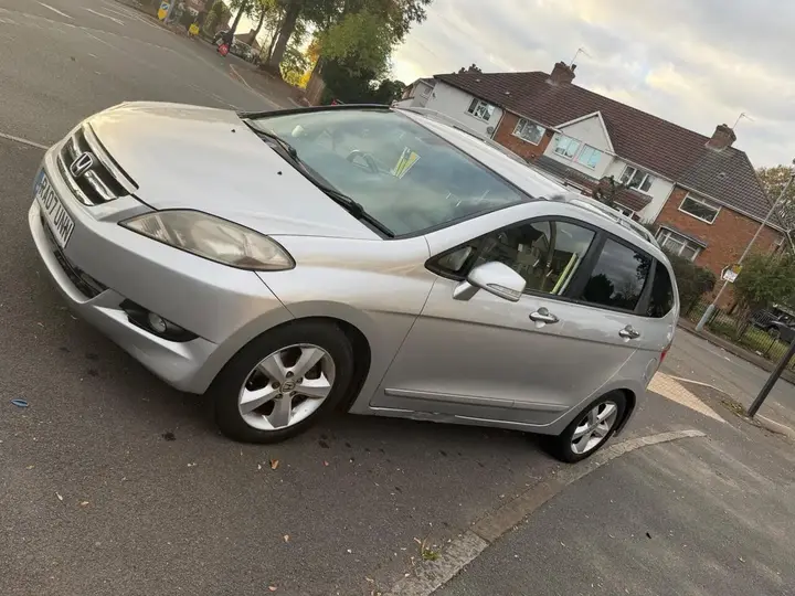 Honda Fr-V 2007 photo 3