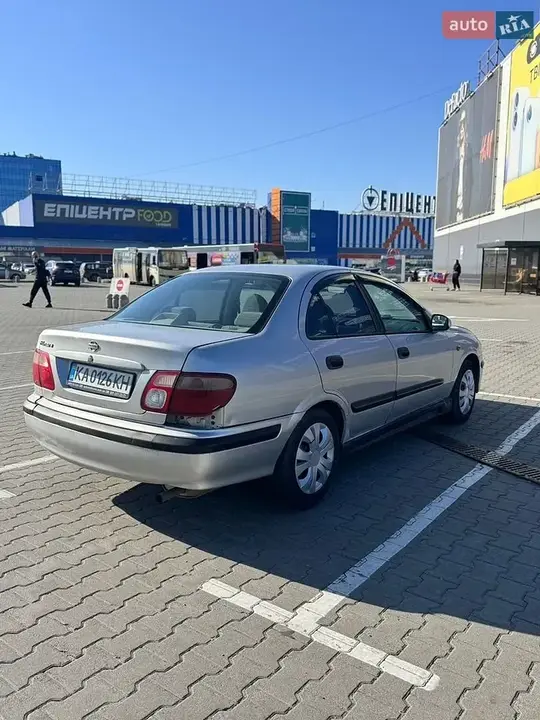 Nissan Almera 2002 photo 5