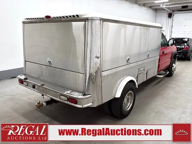 Chevrolet Silverado 3500 2003 photo 3