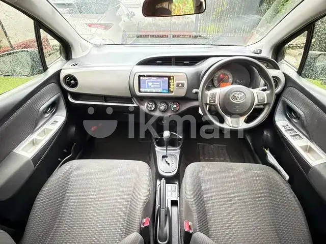 Toyota Vitz 2016 photo 5