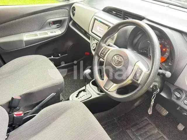 Toyota Vitz 2016 photo 4