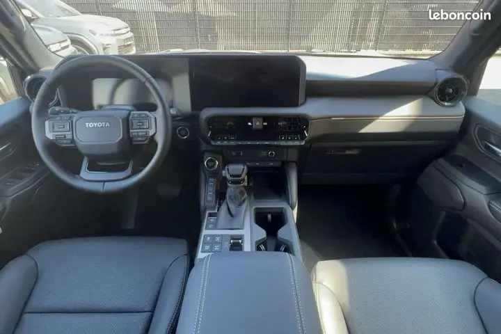 Toyota Land Cruiser 2026 photo 3