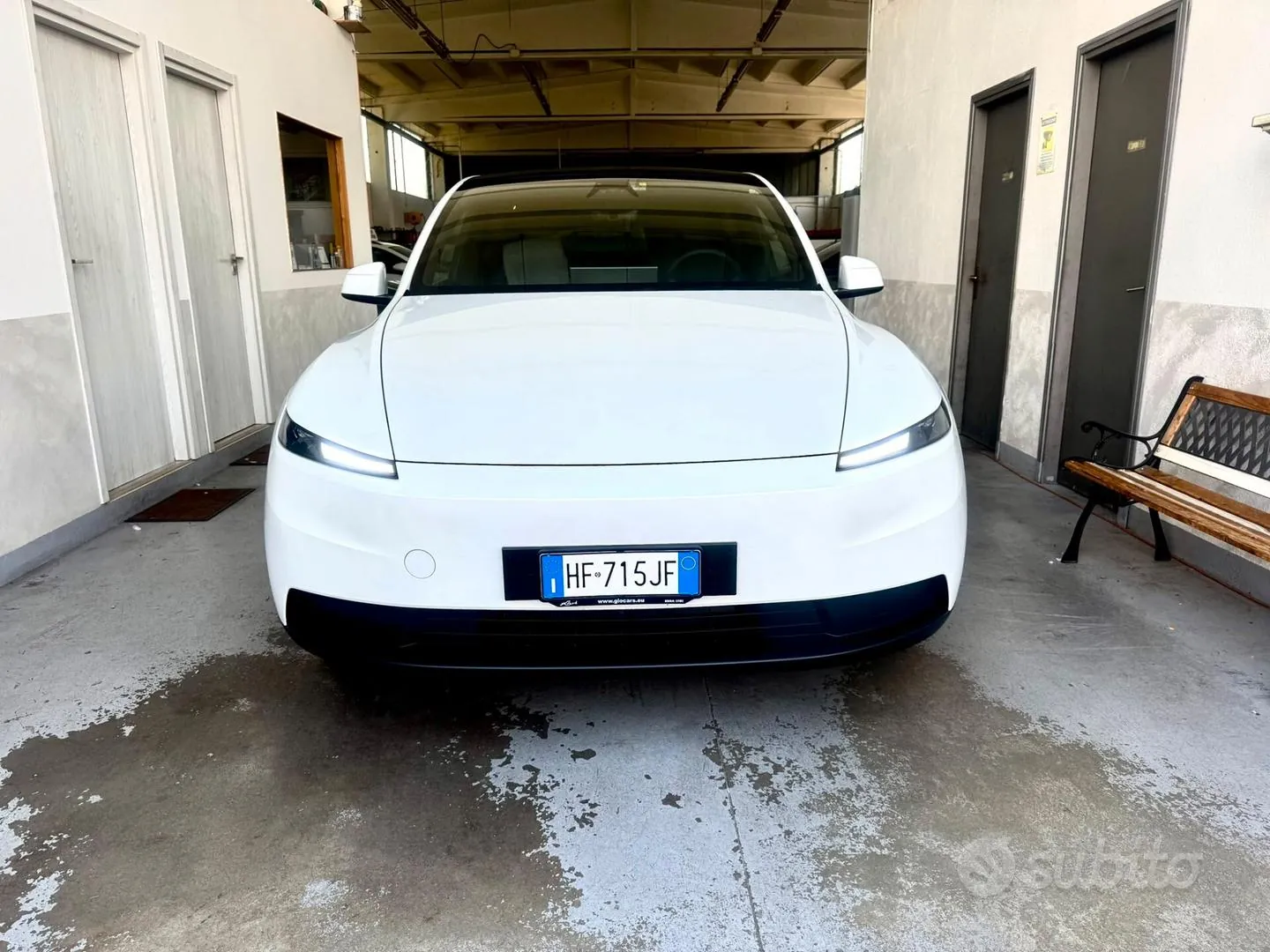 Tesla Model Y 2026 photo 3