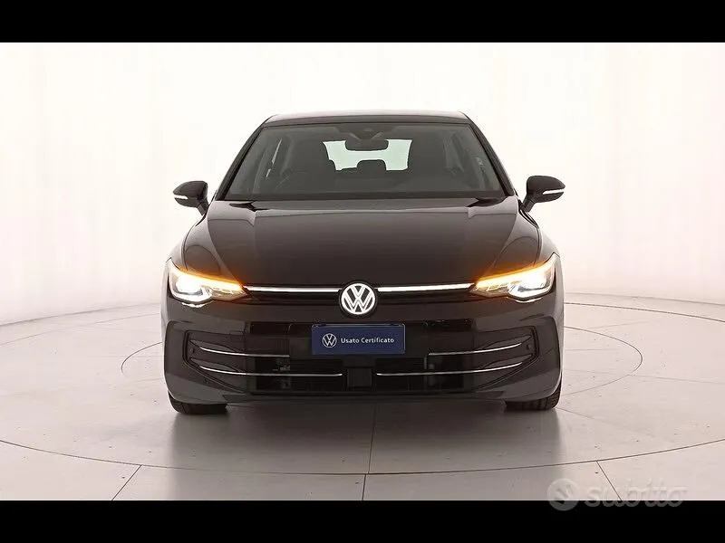 Volkswagen Golf 2025 photo 4