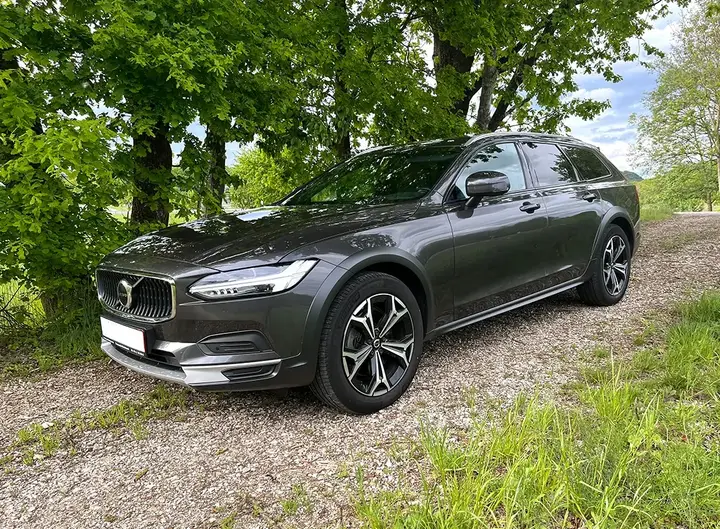 Volvo V90 2021 photo 2