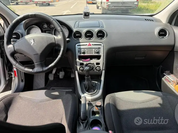 Peugeot 308 2007 photo 5