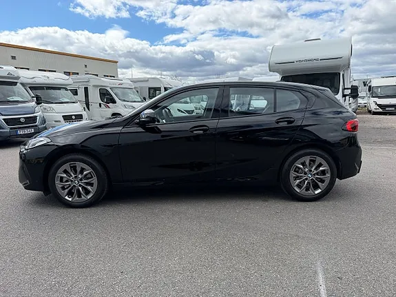 BMW 120I 2026 photo 5