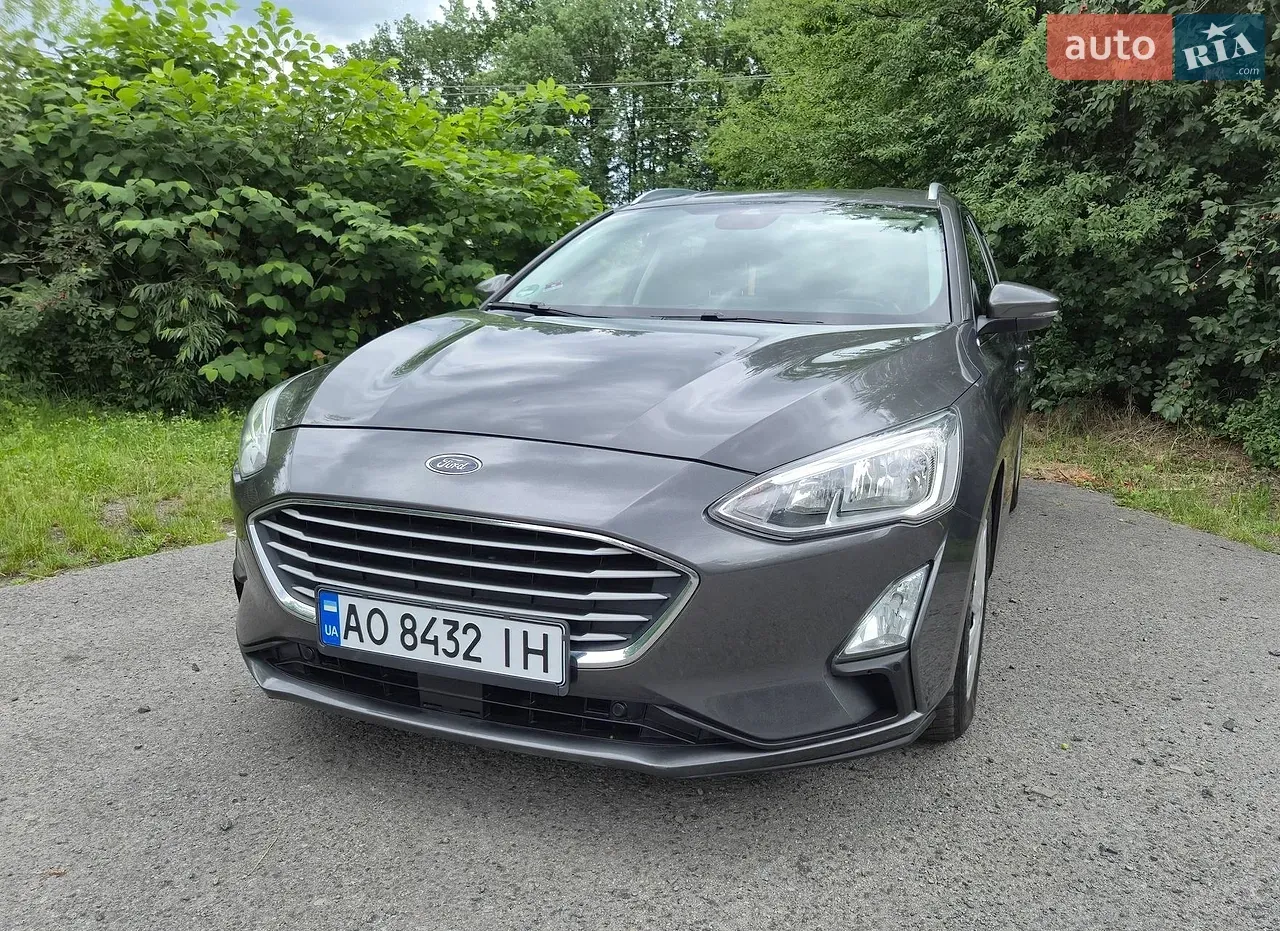 Ford Focus 2018 photo 2