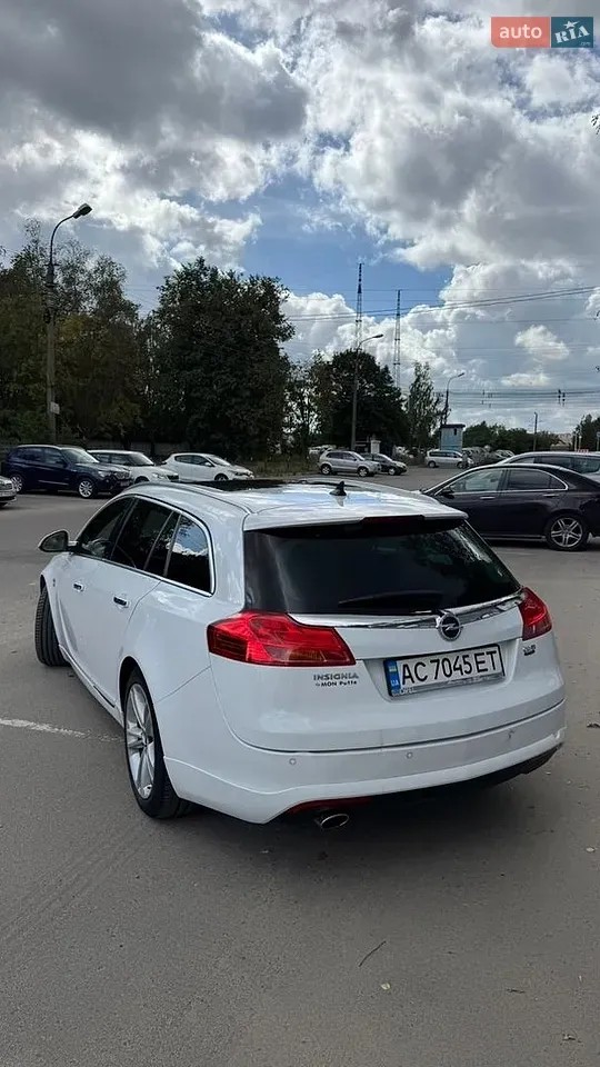Opel Insignia 2012 photo 4