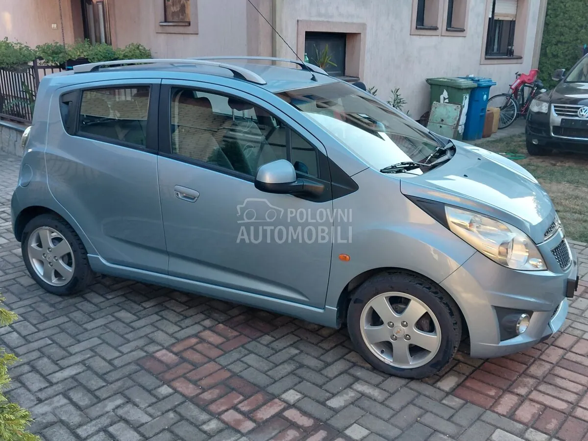 Chevrolet Spark 2012 photo 4