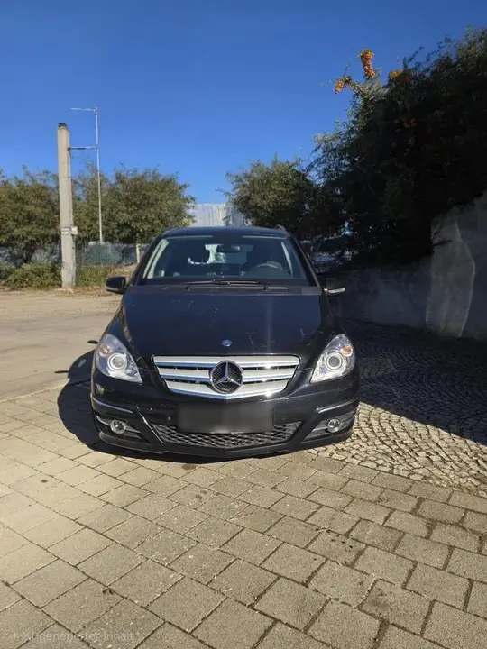Mercedes-Benz B200