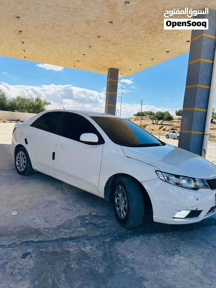 Kia Forte 2012 photo 4
