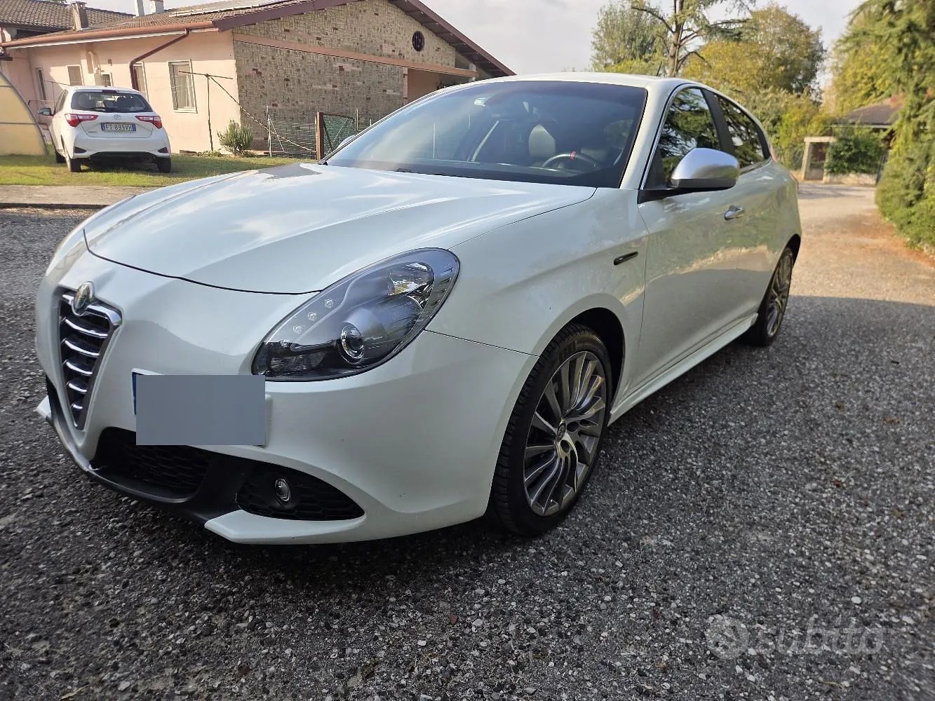 Alfa Romeo Giulietta 2011 photo 3