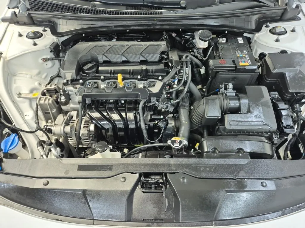 Hyundai Avante 2022 photo 5