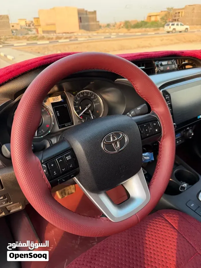 Toyota Hilux 2025 photo 3