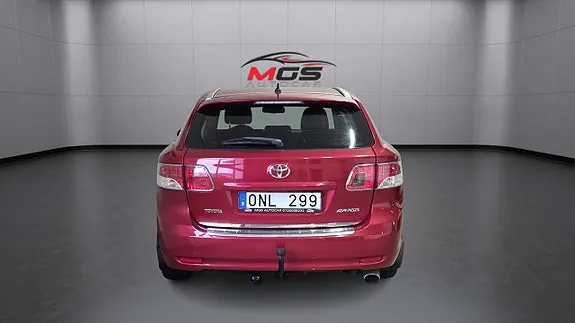 Toyota Avensis 2010 photo 5