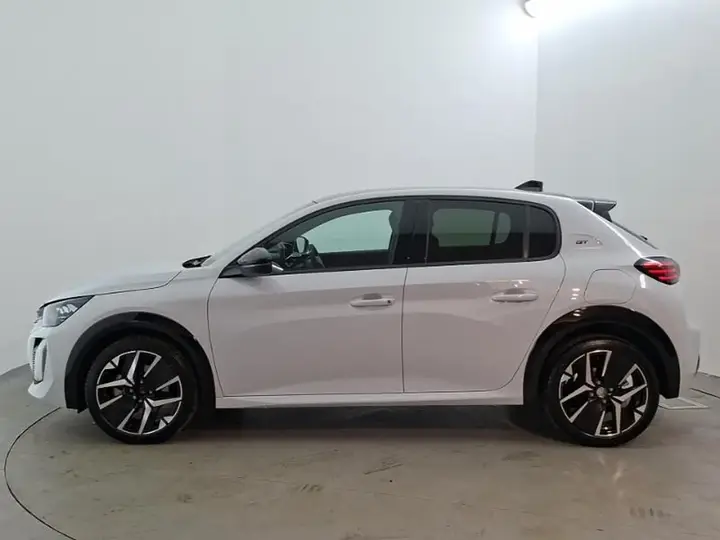 Peugeot 208 2026 photo 4