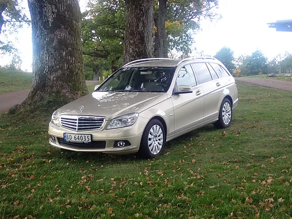 Mercedes-Benz C200 D 2010 photo 5