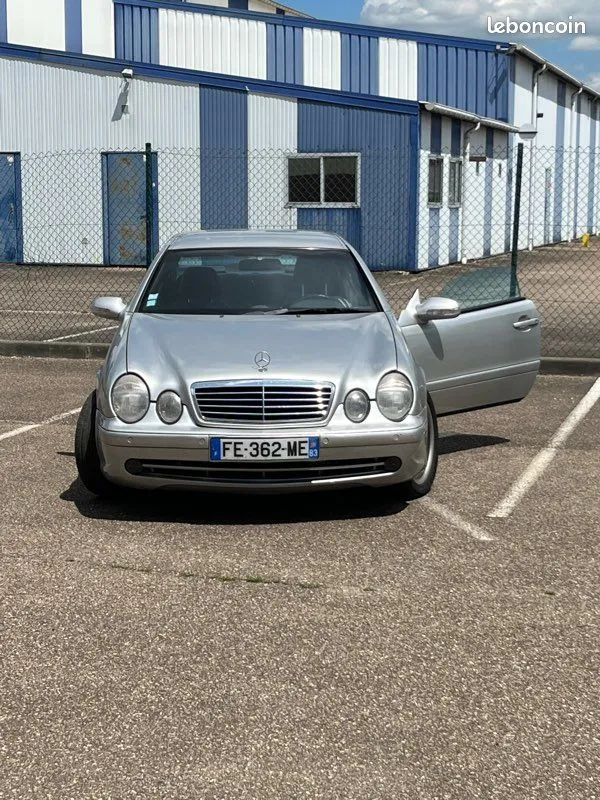 Mercedes-Benz Classe Clk 2000 photo 2