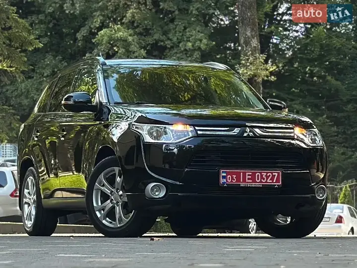 Mitsubishi Outlander 2013 photo 3