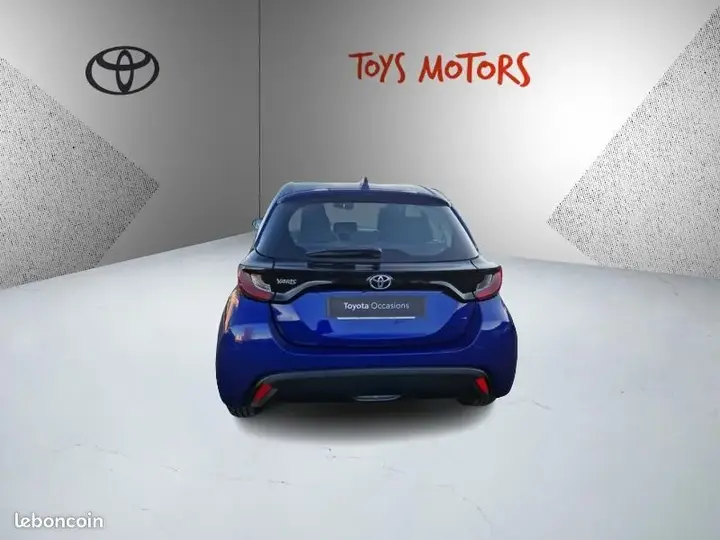 Toyota Yaris 2023 photo 5